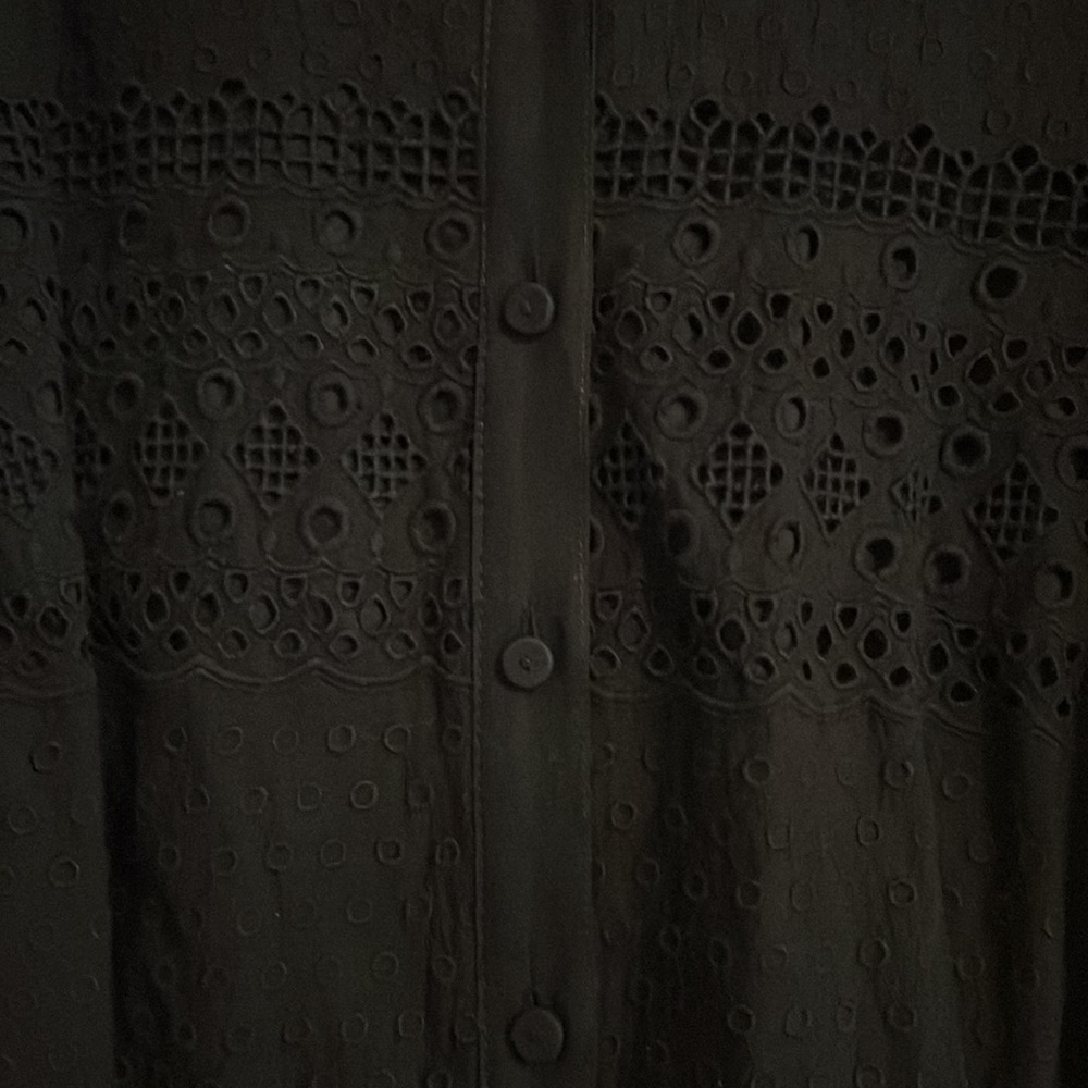 Black eyelet dress with tie belt - Picture 3 of 6